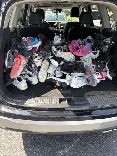Premium brand sneaker - , bundle
