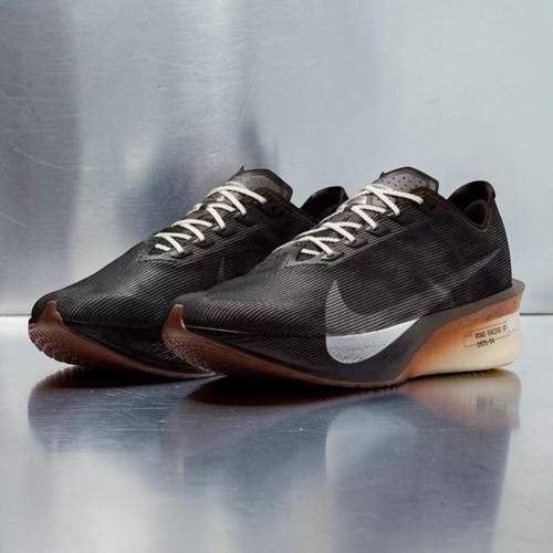 Nike zoomx vaporfly - nike,