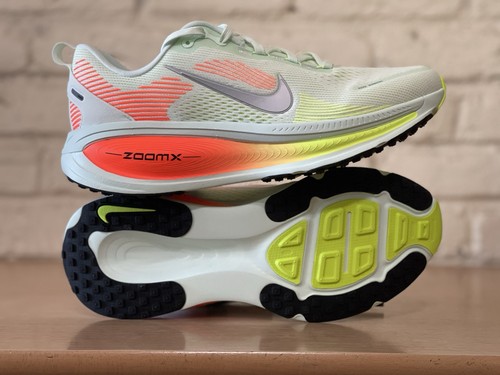 Nike vomero barely green - vomero,